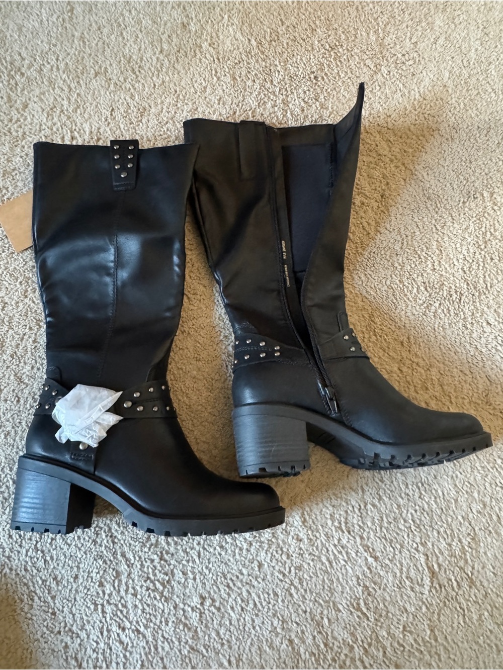 FRYE AND CO. Black Studded Block Heel Boots Sz 8.5
